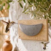 Nistkasten aus Beton und Holz